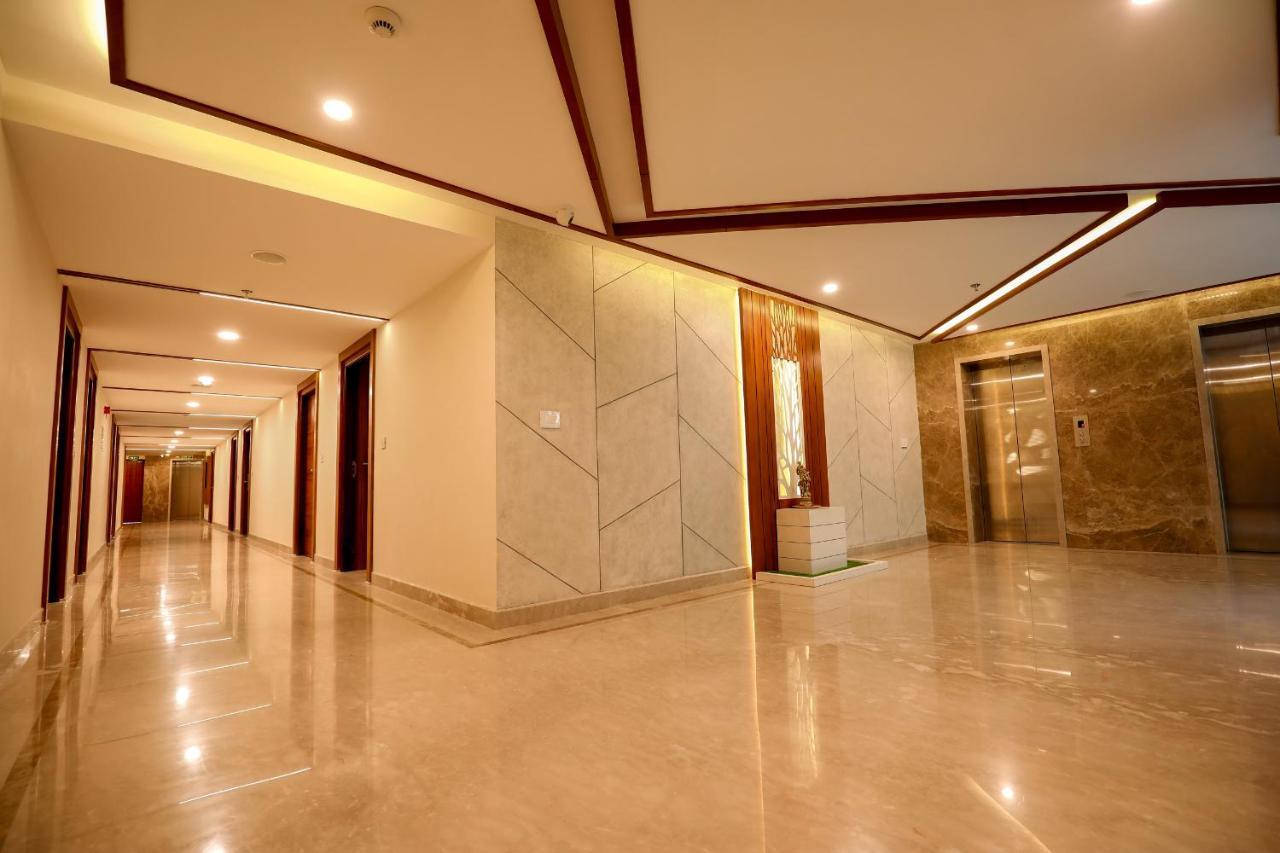 Hotel Krishnavalsam Regency Guruvāyūr Exterior foto
