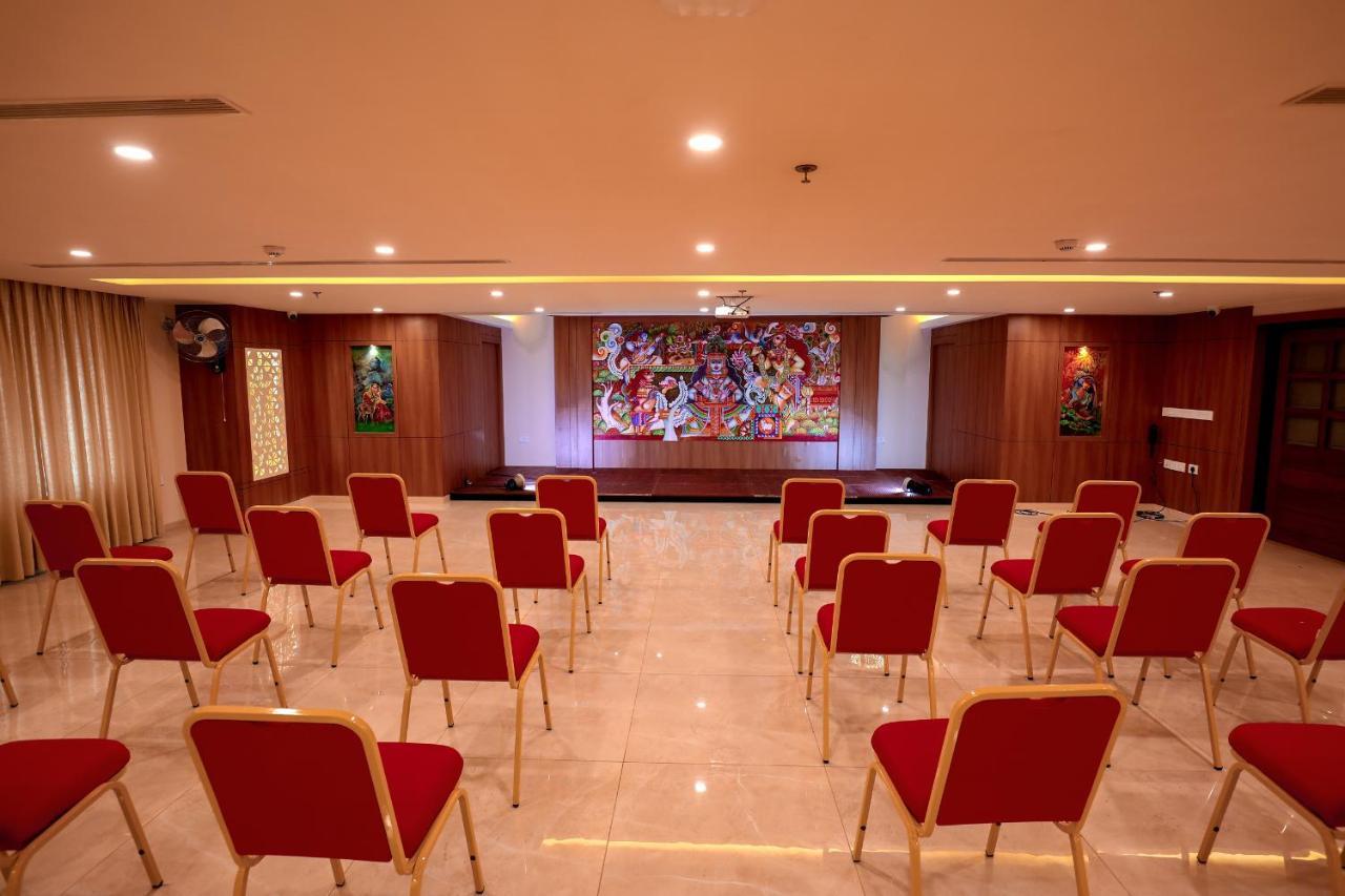 Hotel Krishnavalsam Regency Guruvāyūr Exterior foto